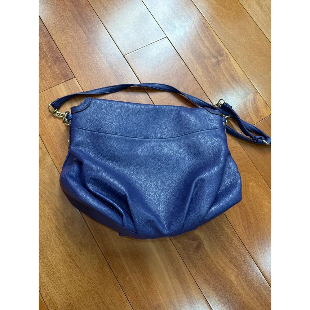 Juicy by Juicy Couture Crossbody Bag Womens Blue Pebbled Vegan Leather‎ Medium